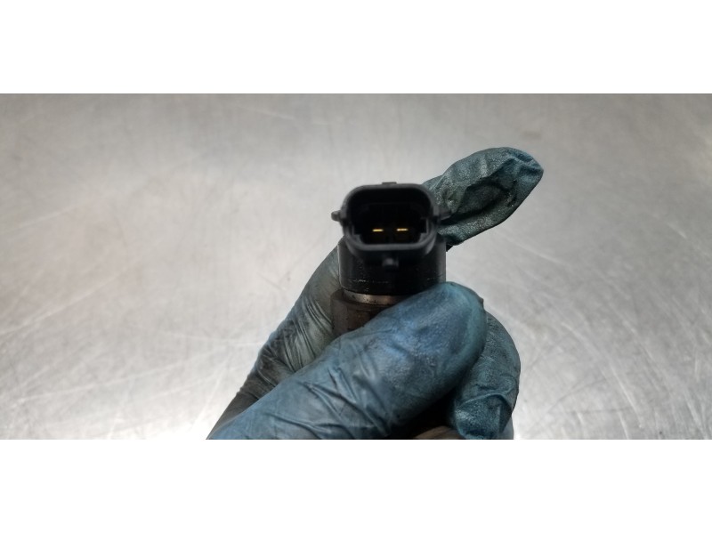 Recambio de inyector para peugeot 207 x-line referencia OEM IAM 0445110252  