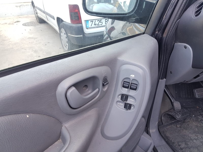 chrysler voyager (rg) del año 2005