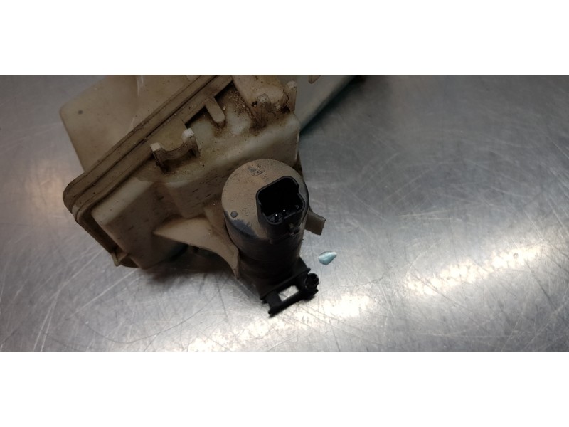 Recambio de deposito limpia para peugeot 508 active referencia OEM IAM 6431Q7 9686672880  Recambio de deposito limpia para peugeot 508 active referencia OEM IAM 6431Q7 9686672880