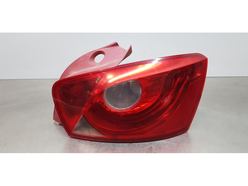 Recambio de piloto trasero derecho para seat ibiza (6j5) reference referencia OEM IAM 6J4945096H  