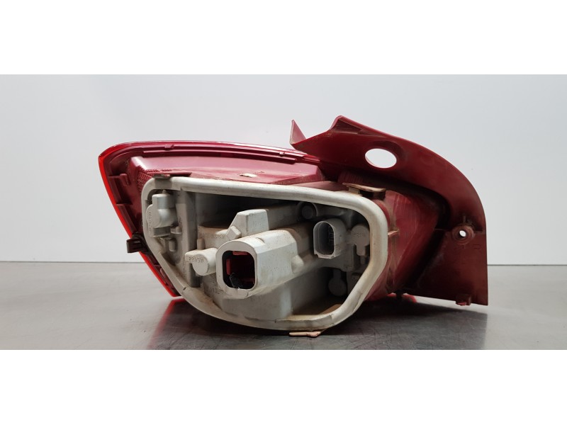Recambio de piloto trasero derecho para seat ibiza (6j5) reference referencia OEM IAM 6J4945096H  