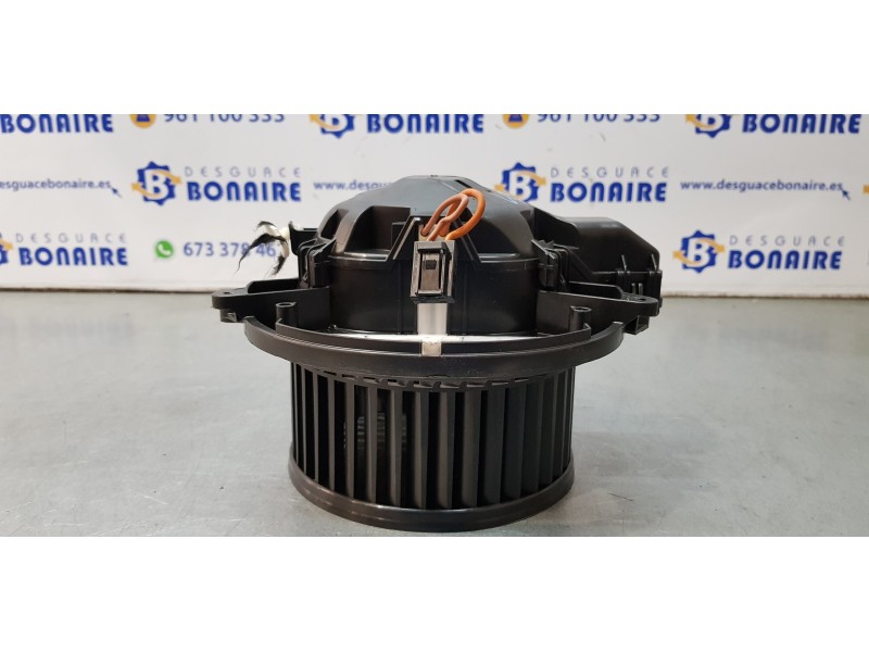 Recambio de motor calefaccion para bmw serie 1 lim. 5-trg. (f20) 118d referencia OEM IAM 64119350395  