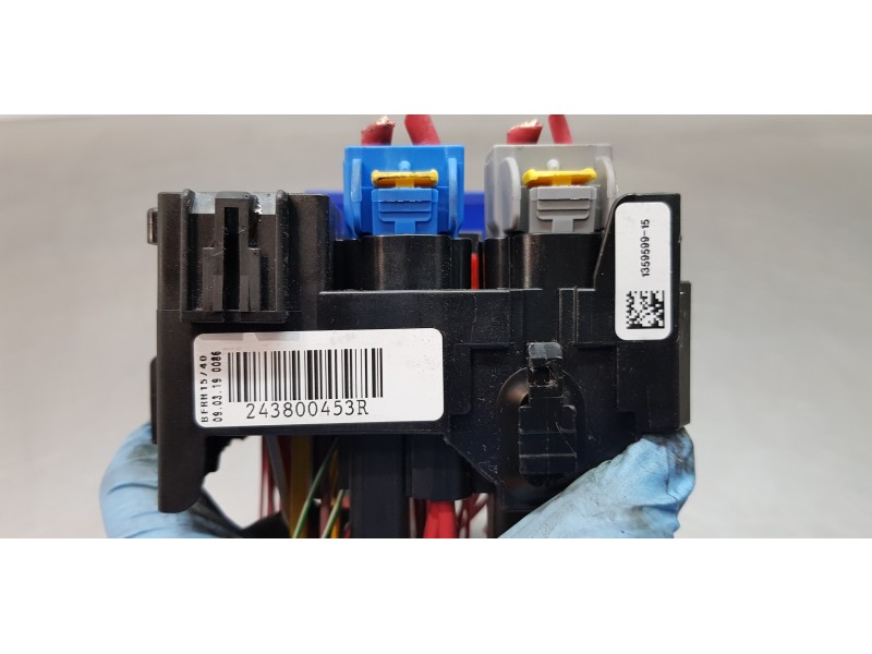 Recambio de caja reles / fusibles para renault scenic iv grand zen referencia OEM IAM 243800453R  