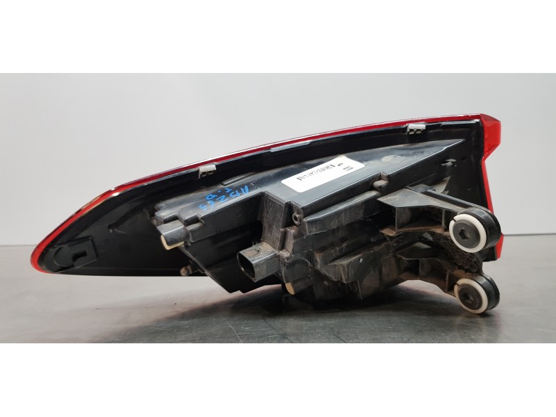 Recambio de piloto trasero derecho para seat leon sportstourer (kl8) xcellence referencia OEM IAM 5FA945208B  