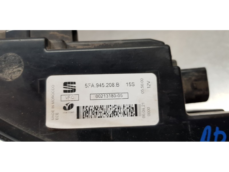 Recambio de piloto trasero derecho para seat leon sportstourer (kl8) xcellence referencia OEM IAM 5FA945208B  