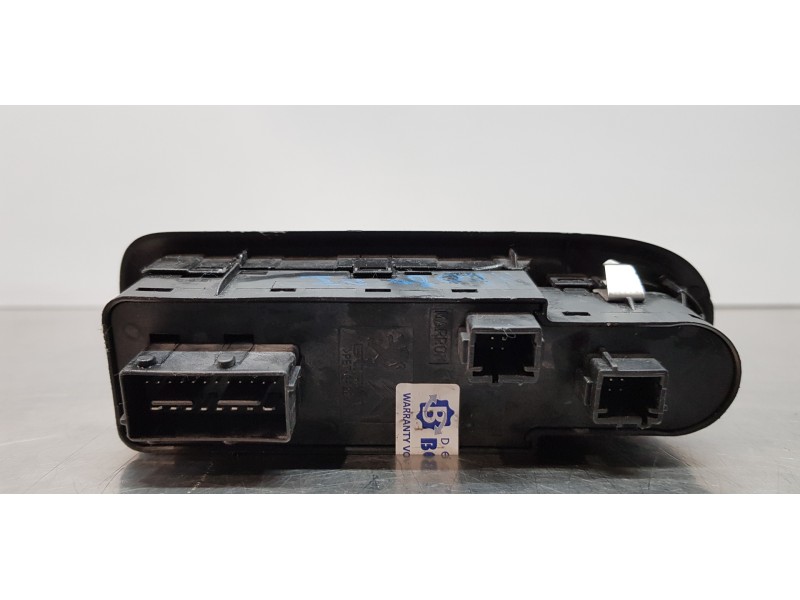 Recambio de mando elevalunas delantero izquierdo para peugeot 508 active referencia OEM IAM 96659465ZD   Recambio de mando elevalunas delantero izquierdo para peugeot 508 active referencia OEM IAM 96659465ZD
