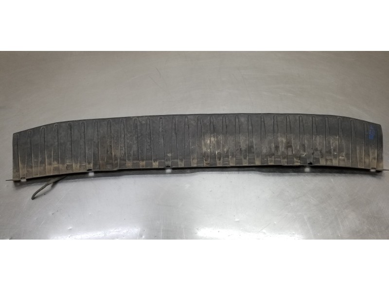 Recambio de paragolpes trasero para ford transit kastenwagen (ttg) 310 l2 ambiente referencia OEM IAM 2418849 BK3117E926AE5CND 