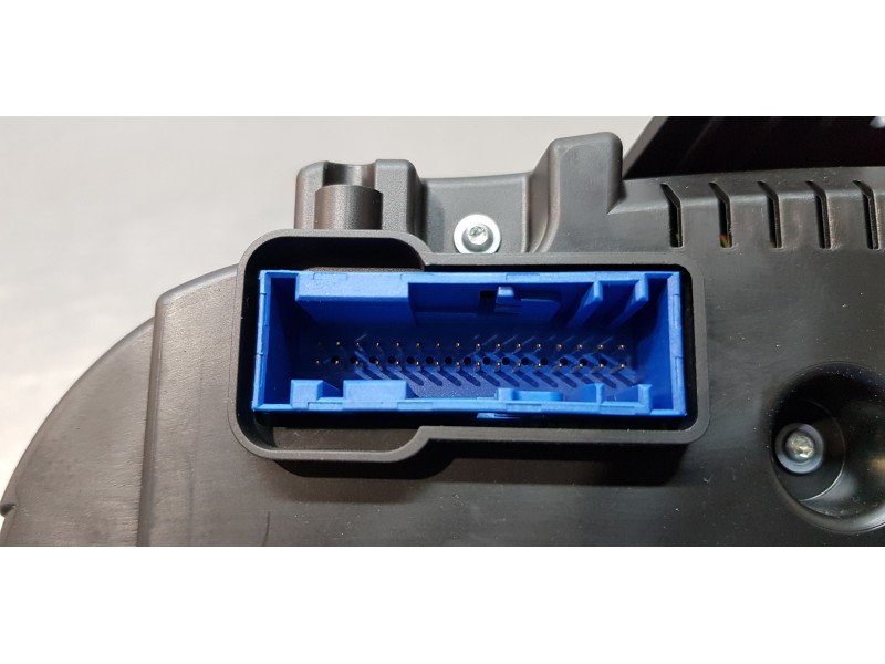 Recambio de cuadro instrumentos para opel zafira (c) selective start/stop referencia OEM IAM 39129404  