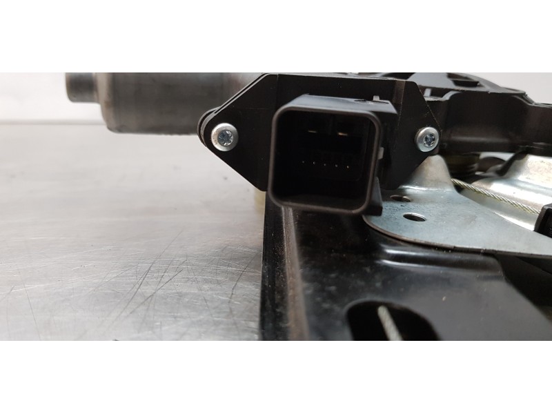 Recambio de elevalunas delantero derecho para opel zafira (c) selective start/stop referencia OEM IAM 13260138  