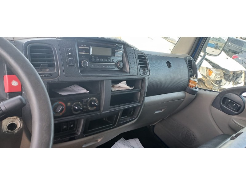 nissan nt400 cabstar (01/20214) del año 2014