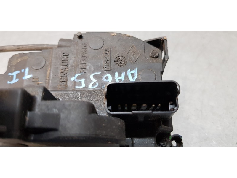 Recambio de cerradura puerta trasera izquierda para renault laguna grandtour iii authentique referencia OEM IAM 825010003R  