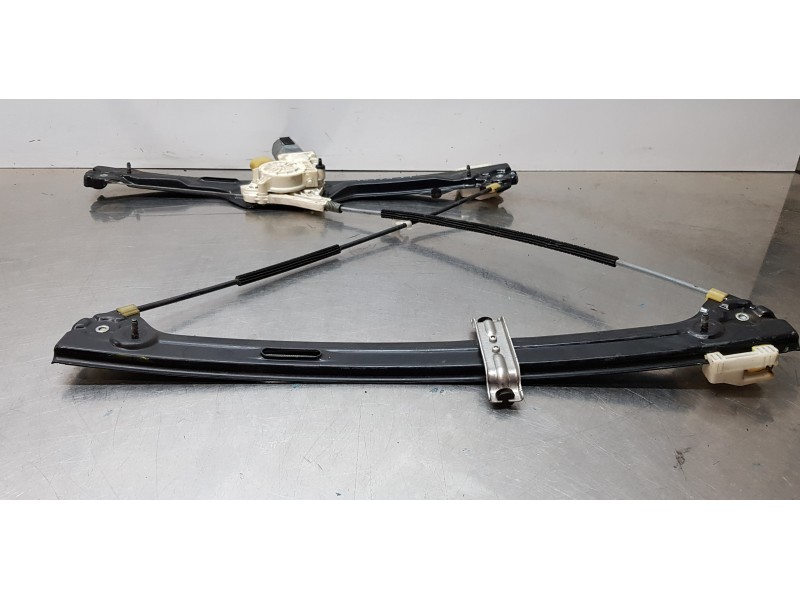 Recambio de elevalunas delantero derecho para bmw x5 (e70) xdrive35d referencia OEM IAM 6967262  