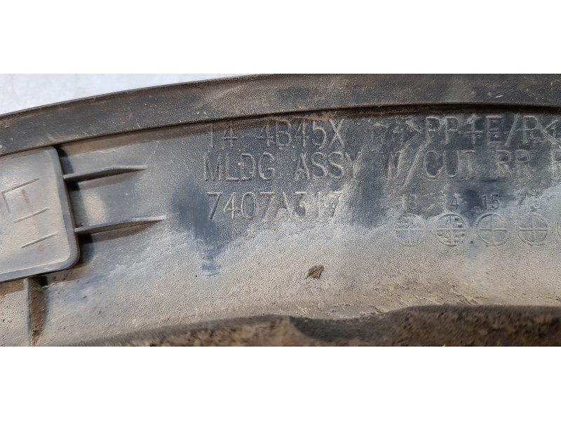 Recambio de aletin trasero izquierdo para mitsubishi outlander (gf0) motion 4wd referencia OEM IAM 7407A317  