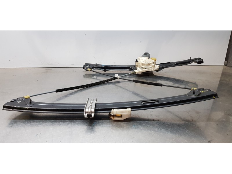 Recambio de elevalunas delantero izquierdo para bmw x5 (e70) xdrive35d referencia OEM IAM 6967261  