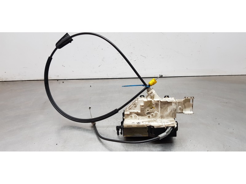 Recambio de cerradura puerta delantera derecha para citroen c4 coupe vtr plus referencia OEM IAM 9136EV  