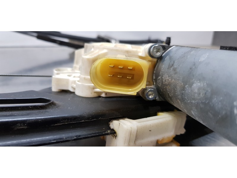 Recambio de elevalunas delantero izquierdo para bmw x5 (e70) xdrive35d referencia OEM IAM 6967261  