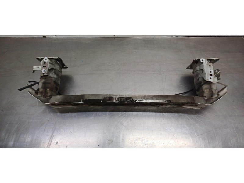 Recambio de refuerzo paragolpes delantero para ford c-max trend referencia OEM IAM 1859725 BM51A10922BE  Recambio de refuerzo paragolpes delantero para ford c-max trend referencia OEM IAM 1859725 BM51A10922BE