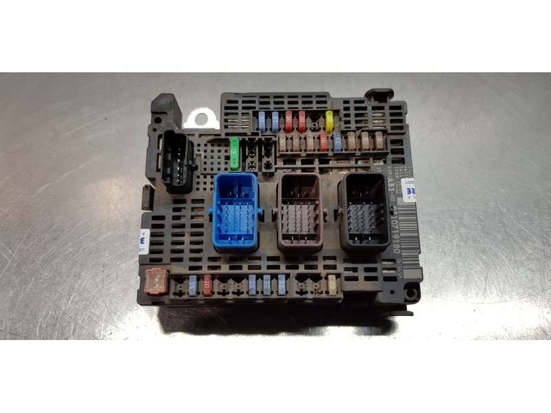 Recambio de caja reles / fusibles para peugeot 508 active referencia OEM IAM 9810719180   Recambio de caja reles / fusibles para peugeot 508 active referencia OEM IAM 9810719180