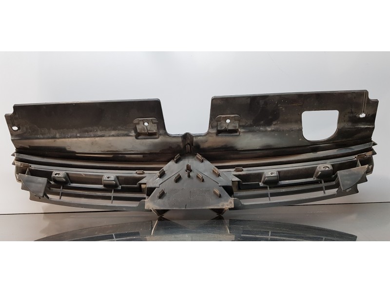 Recambio de rejilla delantera para citroen c5 berlina 2.0 hdi sx referencia OEM IAM 9636751980   Recambio de rejilla delantera para citroen c5 berlina 2.0 hdi sx referencia OEM IAM 9636751980