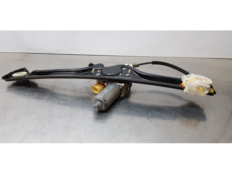 Recambio de elevalunas trasero derecho para bmw x5 (e70) xdrive35d referencia OEM IAM 6967262  