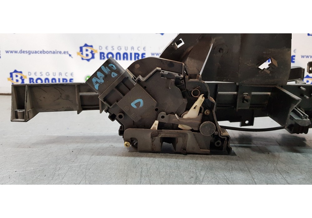 Recambio de cerradura puerta delantera derecha para ford focus c-max (cap) trend (d) referencia OEM IAM 3M5AR21812AH  