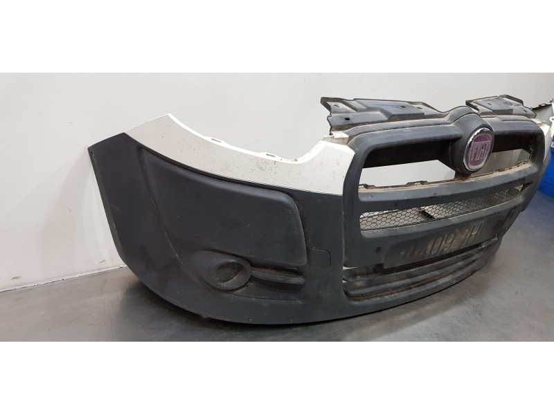 Recambio de paragolpes delantero para fiat doblo active referencia OEM IAM 735525448  