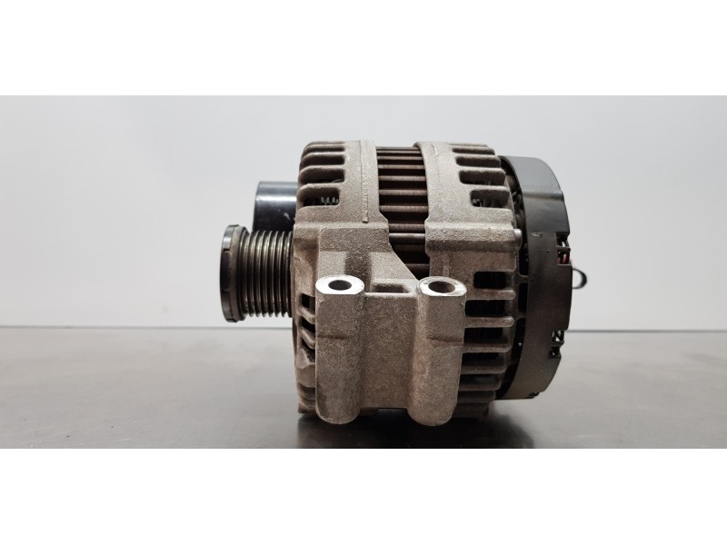 Recambio de alternador para bmw serie 3 cabrio (e93) 320i referencia OEM IAM 12317550469 0121715017  Recambio de alternador para bmw serie 3 cabrio (e93) 320i referencia OEM IAM 12317550469 0121715017