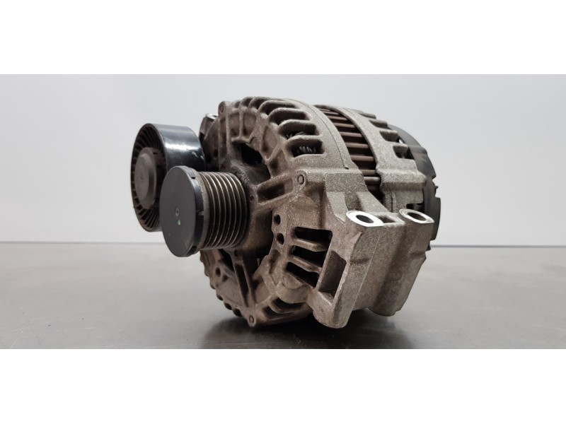 Recambio de alternador para bmw serie 3 cabrio (e93) 320i referencia OEM IAM 12317550469 0121715017  Recambio de alternador para bmw serie 3 cabrio (e93) 320i referencia OEM IAM 12317550469 0121715017