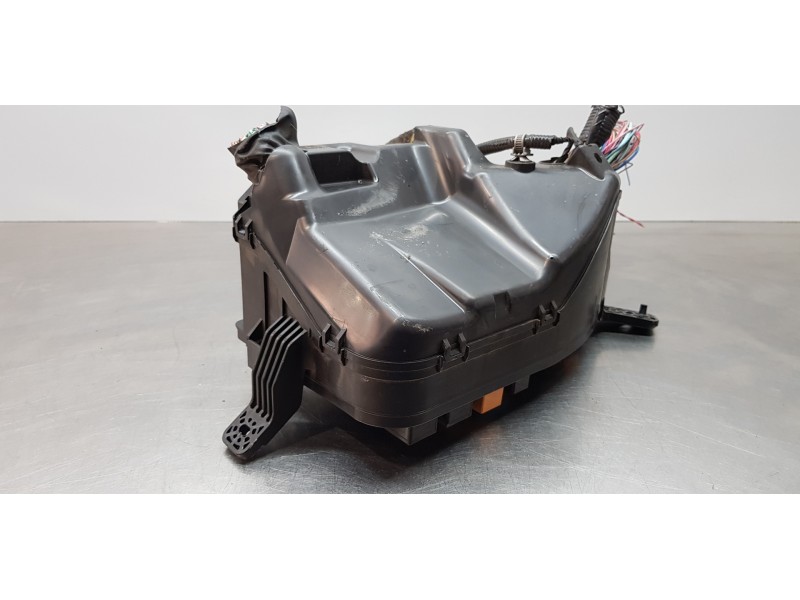 Recambio de caja reles / fusibles para mazda 3 lim. () luxury referencia OEM IAM B62V66760 BHR167S99 