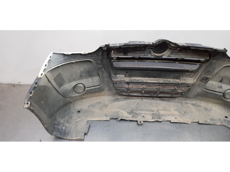Recambio de paragolpes delantero para fiat doblo active referencia OEM IAM 735525448  
