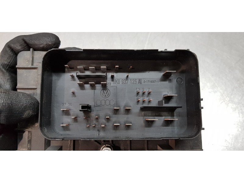 Recambio de caja reles / fusibles para audi a3 (8p) 2.0 tdi ambiente referencia OEM IAM 1K0937125A   Recambio de caja reles / fusibles para audi a3 (8p) 2.0 tdi ambiente referencia OEM IAM 1K0937125A