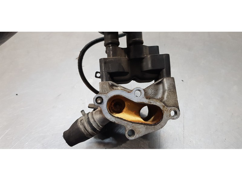 Recambio de bobina encendido para ford focus berlina (cap) titanium referencia OEM IAM 4M5G12029ZA  