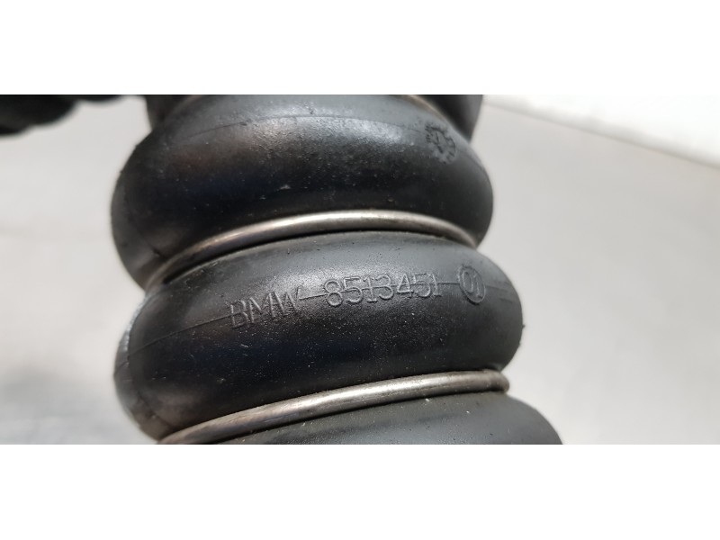 Recambio de tubo para bmw serie 5 gran turismo (f07) 530d xdrive referencia OEM IAM 11618513451  