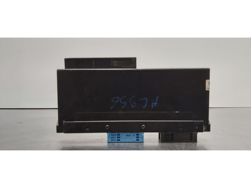 Recambio de modulo confort para bmw serie 1 berlina (e81/e87) 118d referencia OEM IAM 61356983304  