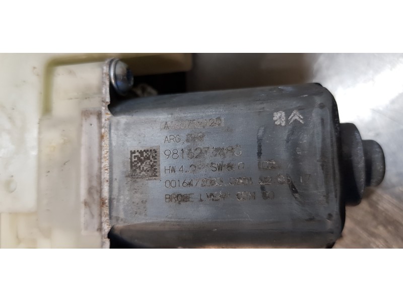 Recambio de elevalunas trasero izquierdo para citroen c4 grand picasso rip curl referencia OEM IAM 9816272780  