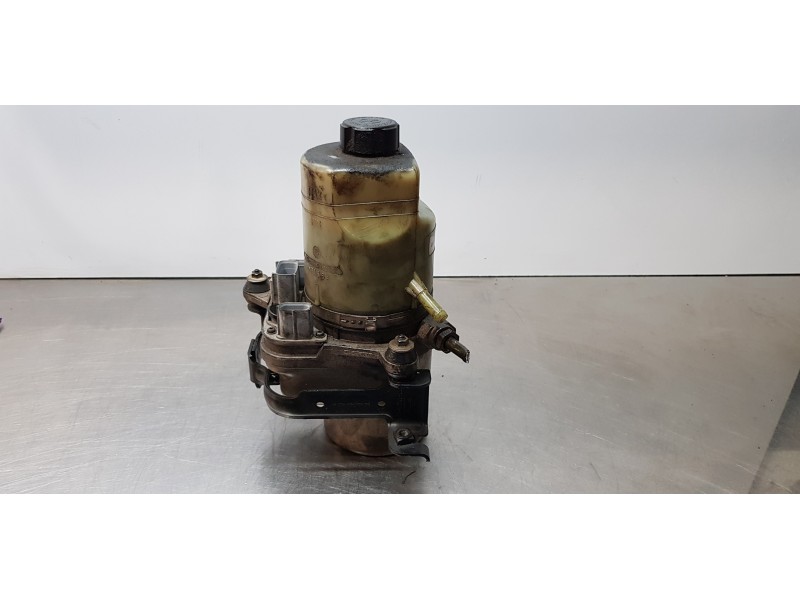 Recambio de bomba direccion para ford focus berlina (cap) ambiente (d) referencia OEM IAM 4M513K514BF   Recambio de bomba direccion para ford focus berlina (cap) ambiente (d) referencia OEM IAM 4M513K514BF