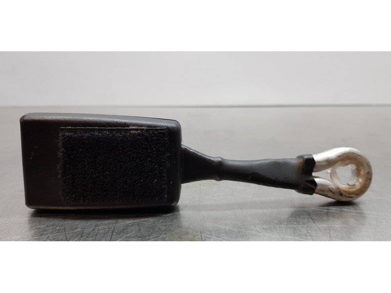 Recambio de pretensor airbag derecho para fiat doblo active referencia OEM IAM 735511969   Recambio de pretensor airbag derecho para fiat doblo active referencia OEM IAM 735511969