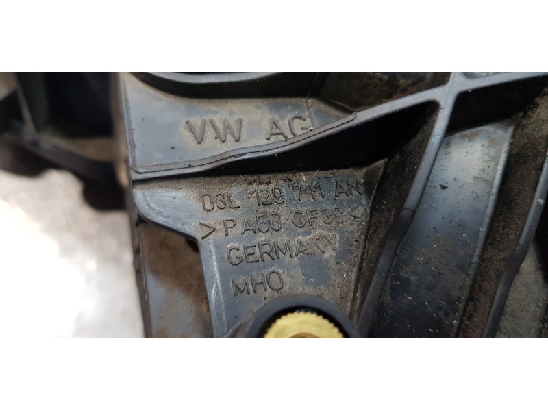 Recambio de colector admision para skoda superb combi (3t5) active referencia OEM IAM 03L129711AN  