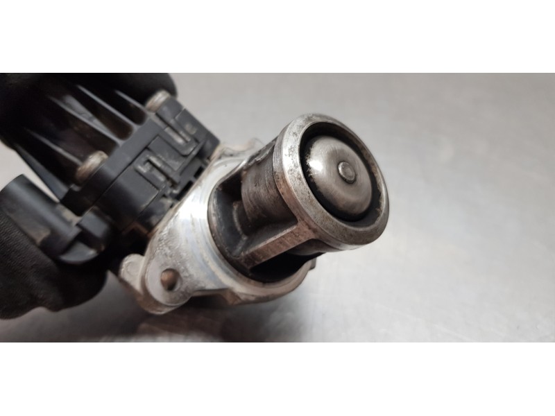 Recambio de valvula egr para fiat doblo active referencia OEM IAM 701599040  