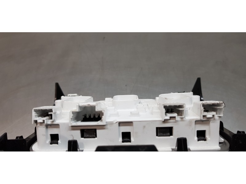 Recambio de luz interior para peugeot 3008 style referencia OEM IAM 96781446ZD   Recambio de luz interior para peugeot 3008 style referencia OEM IAM 96781446ZD