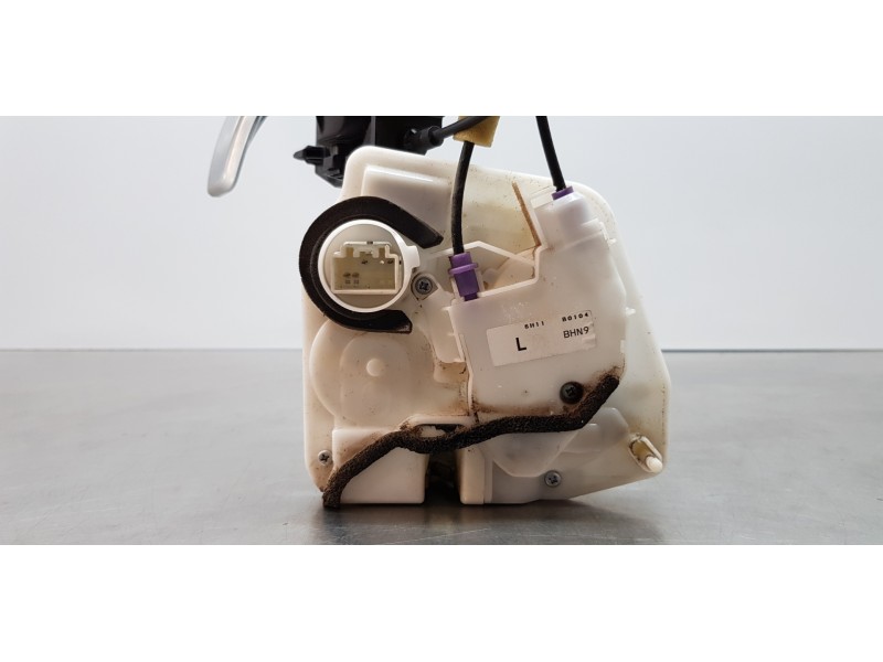 Recambio de cerradura puerta trasera izquierda para mazda 3 lim. () luxury referencia OEM IAM BHN973310B  