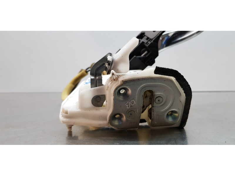 Recambio de cerradura puerta trasera izquierda para mazda 3 lim. () luxury referencia OEM IAM BHN973310B  