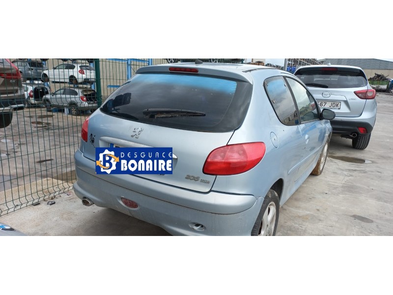 peugeot 206 berlina del año 2006