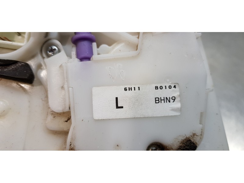 Recambio de cerradura puerta trasera izquierda para mazda 3 lim. () luxury referencia OEM IAM BHN973310B  