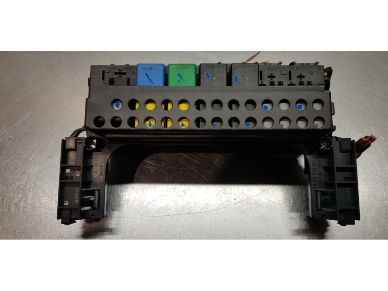 Recambio de caja reles / fusibles para mercedes clase b (w245) 150 special edition (245.231) referencia OEM IAM A1695450001   Recambio de caja reles / fusibles para mercedes clase b (w245) 150 special edition (245.231) referencia OEM IAM A1695450001