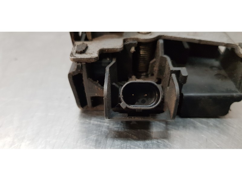 Recambio de cerradura puerta delantera izquierda para volkswagen caddy ka/kb (2k) furg. referencia OEM IAM 3B1837015   Recambio de cerradura puerta delantera izquierda para volkswagen caddy ka/kb (2k) furg. referencia OEM IAM 3B1837015