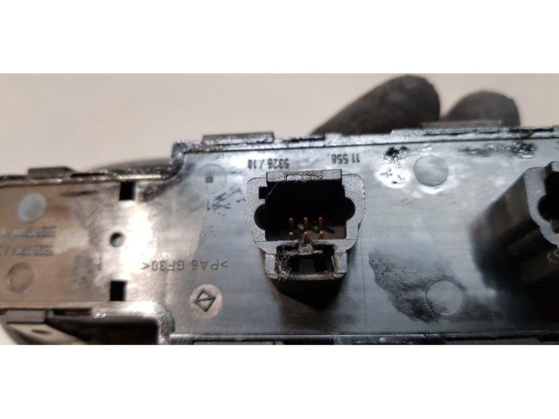 Recambio de mando elevalunas delantero izquierdo para peugeot 307 (s1) xs referencia OEM IAM 6554KT   Recambio de mando elevalunas delantero izquierdo para peugeot 307 (s1) xs referencia OEM IAM 6554KT