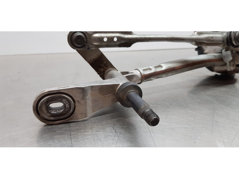 Recambio de motor limpia delantero para peugeot 3008 style referencia OEM IAM 9824762480   Recambio de motor limpia delantero para peugeot 3008 style referencia OEM IAM 9824762480