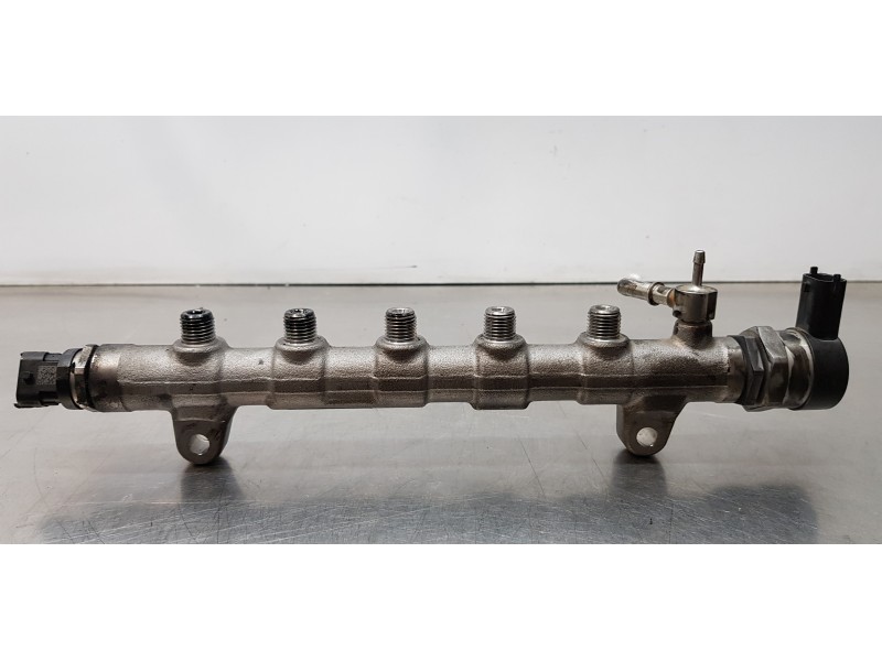 Recambio de rampa inyectora para kia carens ( ) concept referencia OEM IAM 314002A640  