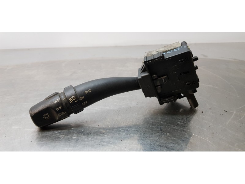 Recambio de mando luces para kia carnival 2.9 crdi vgt active referencia OEM IAM 934104D200  